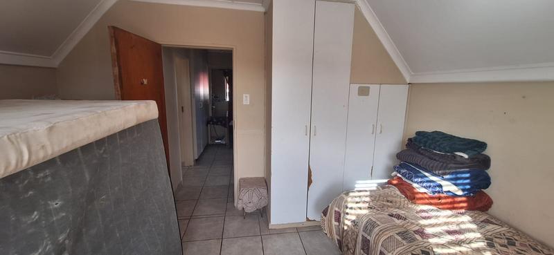 5 Bedroom Property for Sale in Dana Bay Western Cape